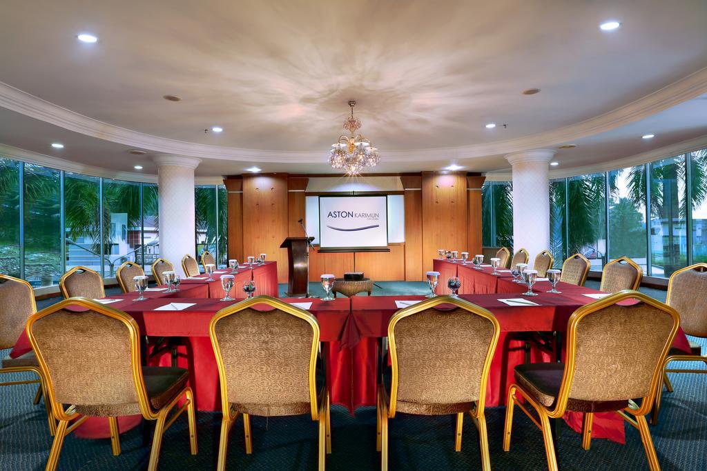 Aston Karimun City Hotel Танджунг Балай Каримун Екстериор снимка